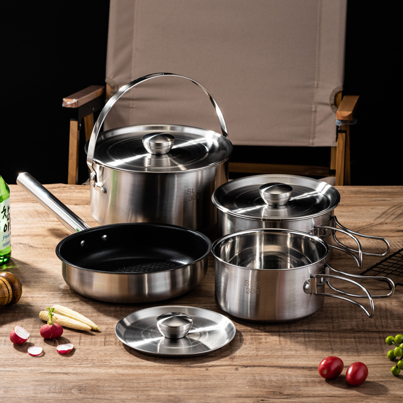 Set di Pentole Portatili per C - Camping Cooking Set For 4 recensione e prezzo